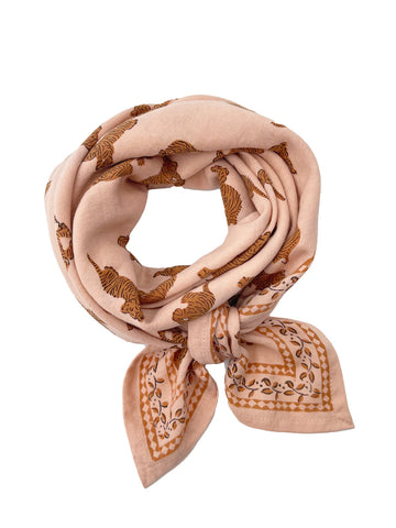 Foulard oscar pêche grand modèle 100x100 cm