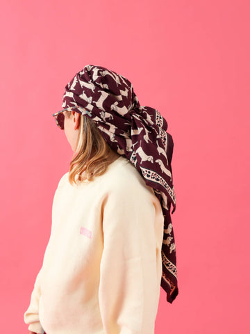 Foulard Teckel Prune ( existe en 2 dimensions)