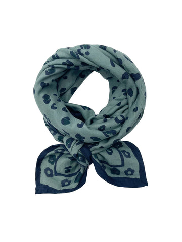 Foulard Oscar-graou Celadon ( existe en 2 dimensions)
