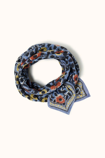 Foulard coeur iris Apaches en grand et petit format